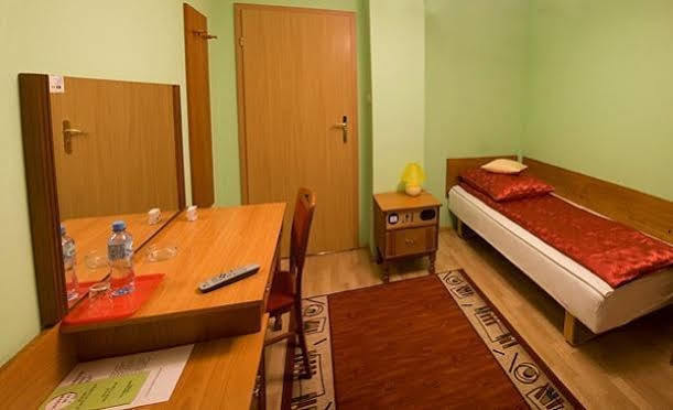 بوزنان Pokoje Goscinne Akropol المظهر الخارجي الصورة